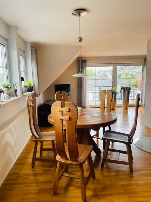 Moderne Ferienwohnung Mit Sonnenbalkon In Fretter Finnentrop Esterno foto