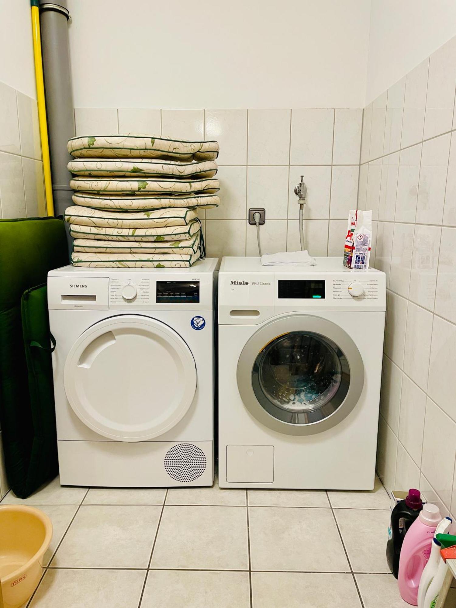 Moderne Ferienwohnung Mit Sonnenbalkon In Fretter Finnentrop Esterno foto
