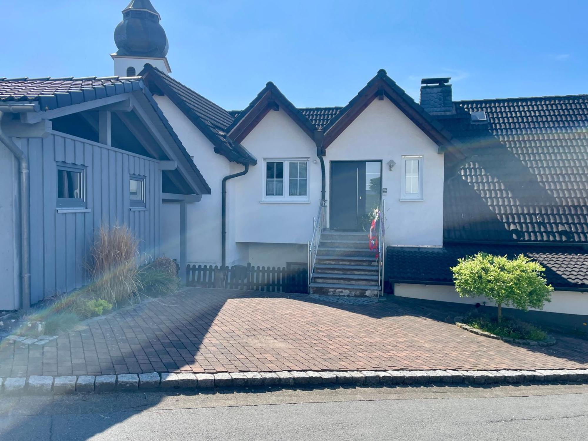 Moderne Ferienwohnung Mit Sonnenbalkon In Fretter Finnentrop Esterno foto